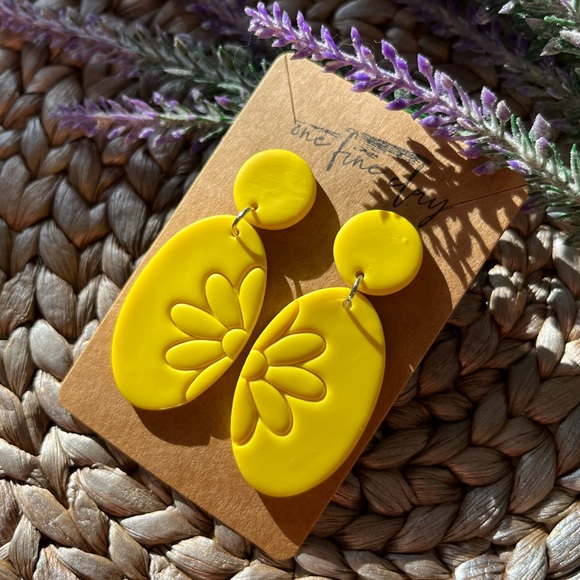 Bright Yellow Clay Flower Oval Earrings - Picture 6 of 7